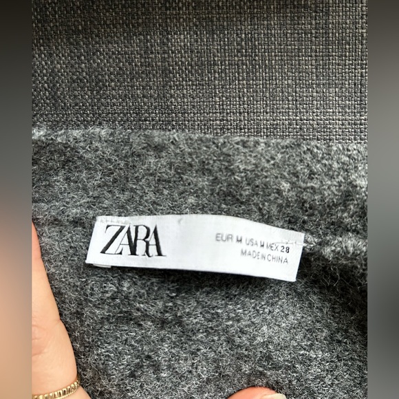 Zara knit set. - Picture 4 of 4